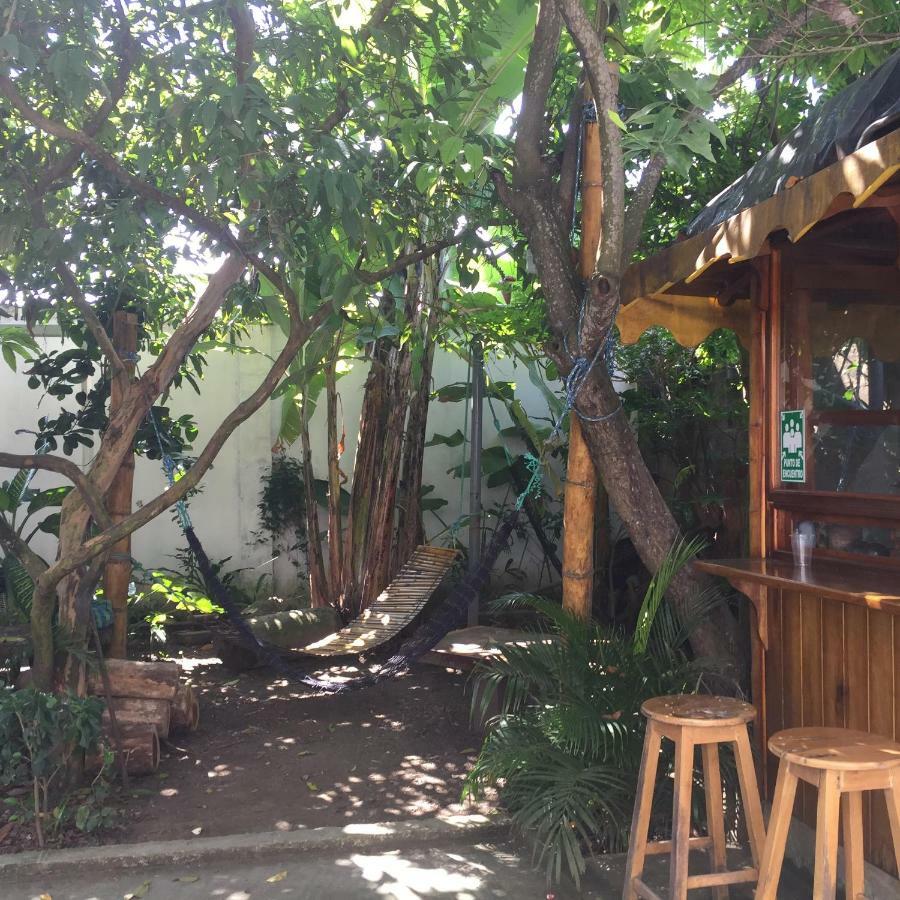 Hostal Sarai Pedernales Exterior photo