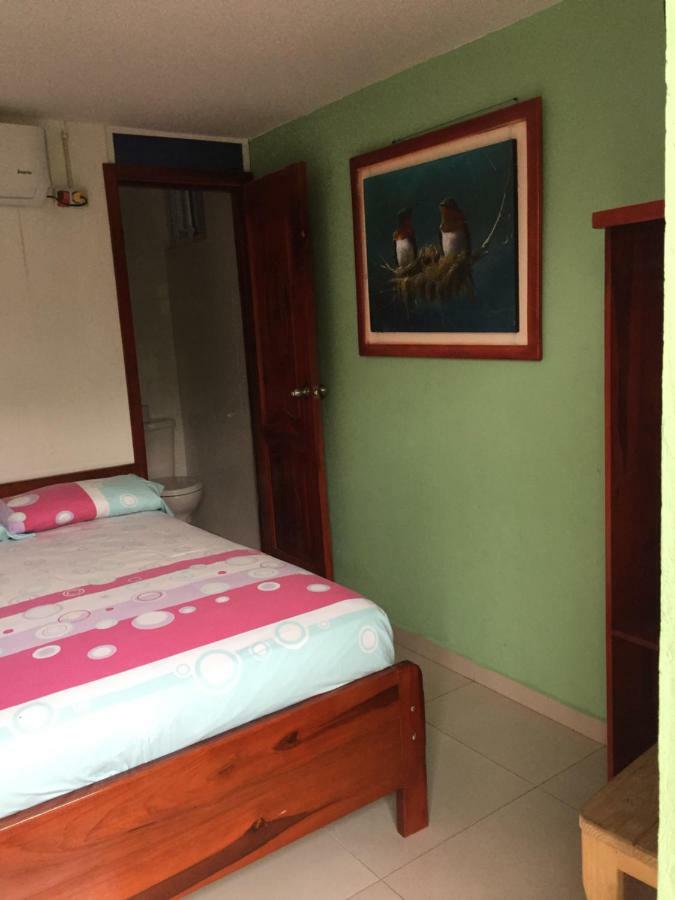Hostal Sarai Pedernales Exterior photo
