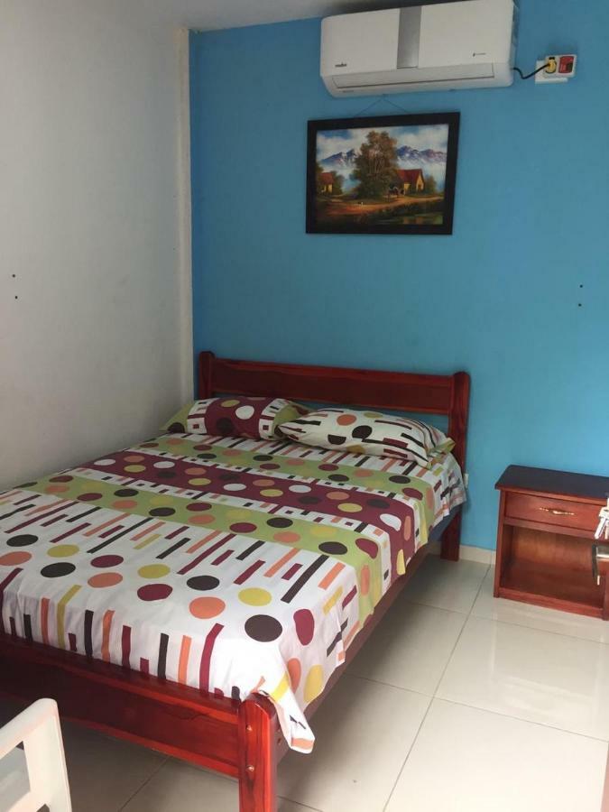 Hostal Sarai Pedernales Exterior photo